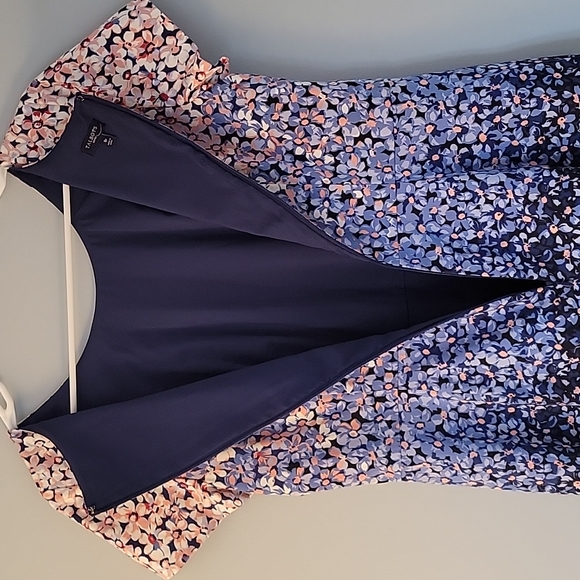 EUC TALBOTS Floral Dress SZ 8P Light Colors And Shades Of Blue - Picture 5 of 11